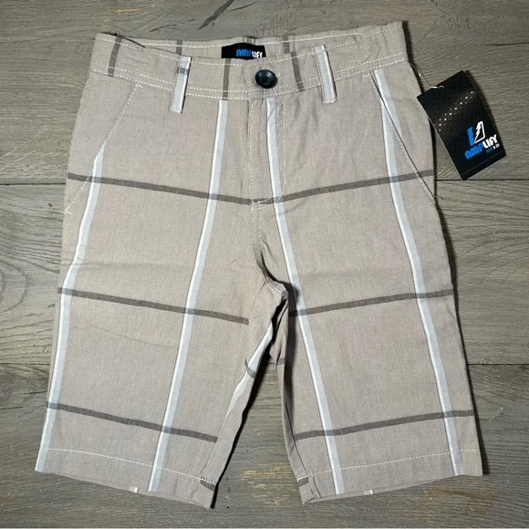 NWT Boy’s Plaid Shorts Trio in Black, Gray, and Tan. Size 8. - Picture 3 of 10